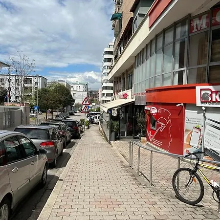 Arvi's Tirana